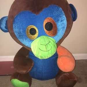 Big giant monkey